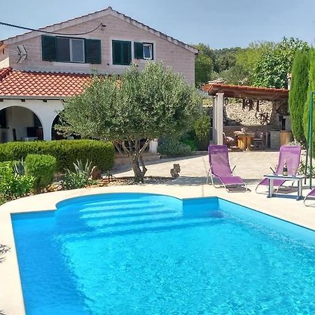Charming Villa Nika With The Pool Супетар Экстерьер фото