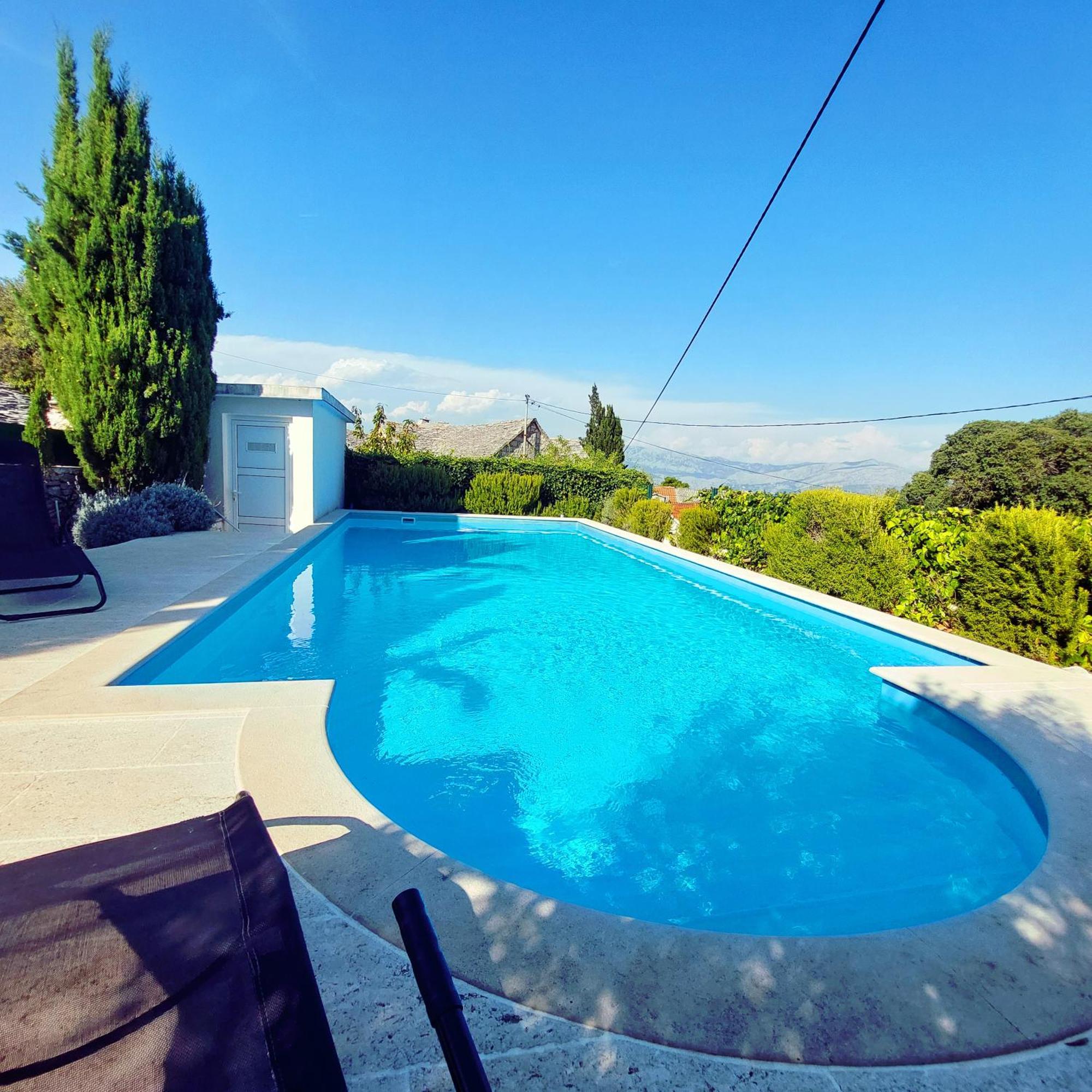 Charming Villa Nika With The Pool Супетар Экстерьер фото
